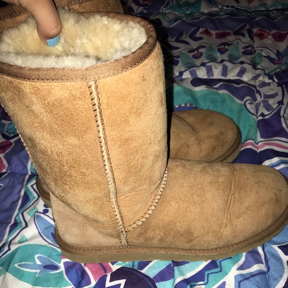 Ugg tan boots - Picture 2 of 8